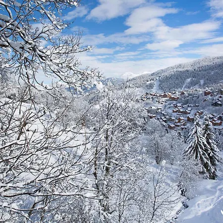 2p Avec Balcon S/e, Proche Pistes Et Commerces, Equipe - 73550 - Fr-1-182-256